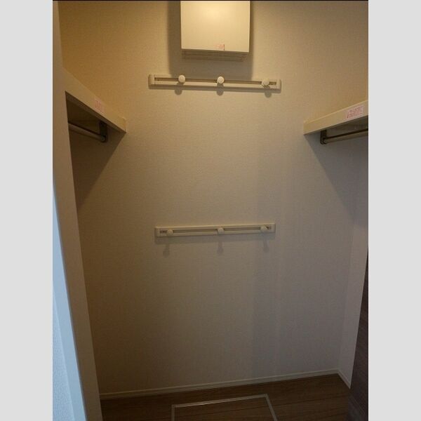 コルマール201号室 クローゼット