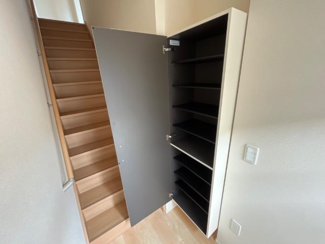 フリージア　コート202号室 下駄箱