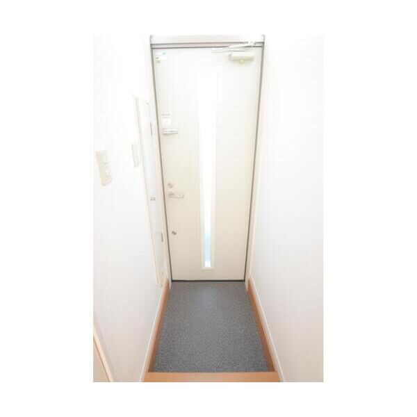 メゾン太陽II 玄関