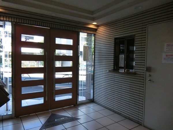 サンテミリオン上井草405号室 エントランス