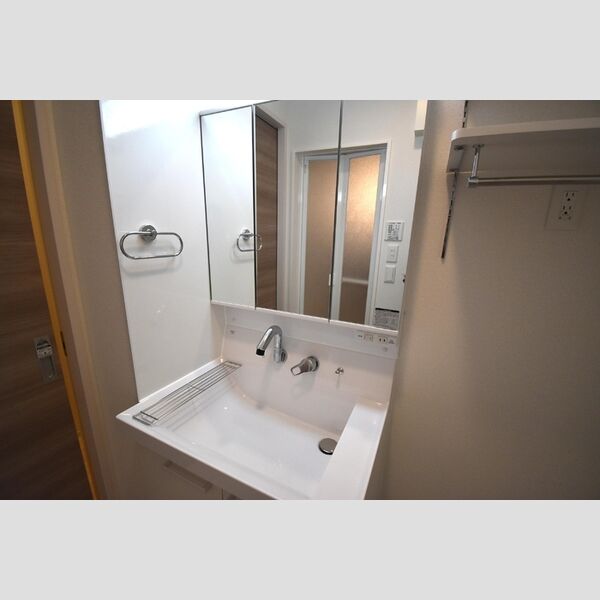 Dスクエア元本郷 洗髪洗面化粧台