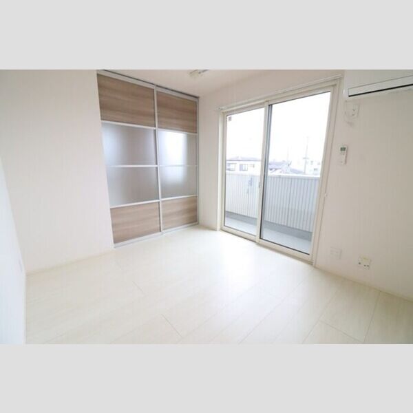 グレイスハウスⅡ305号室 洋室5.3帖