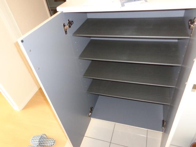 コモド　レジデンス シューズＢＯＸ