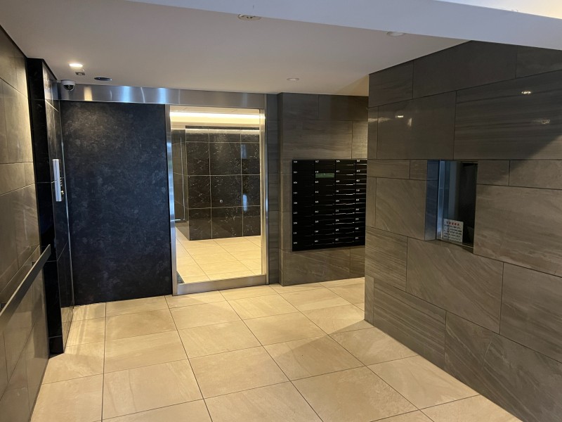 ジーベック小竹向原3階 エントランス