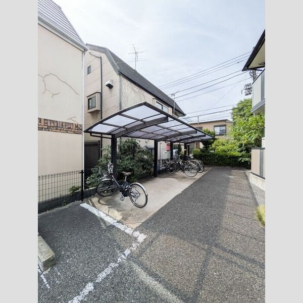 プリシェールミレニアム　Ⅱ 駐輪場