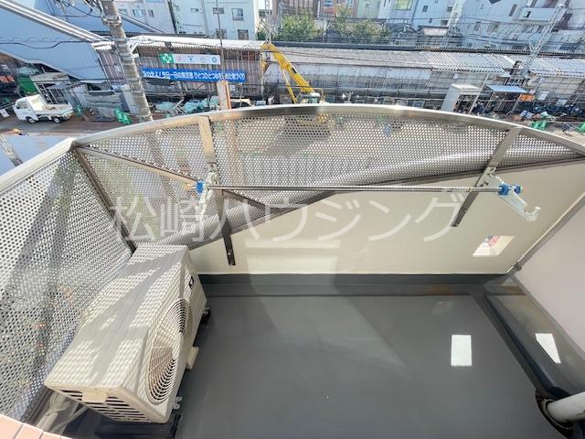 ツインフォーラムイースト バルコニー