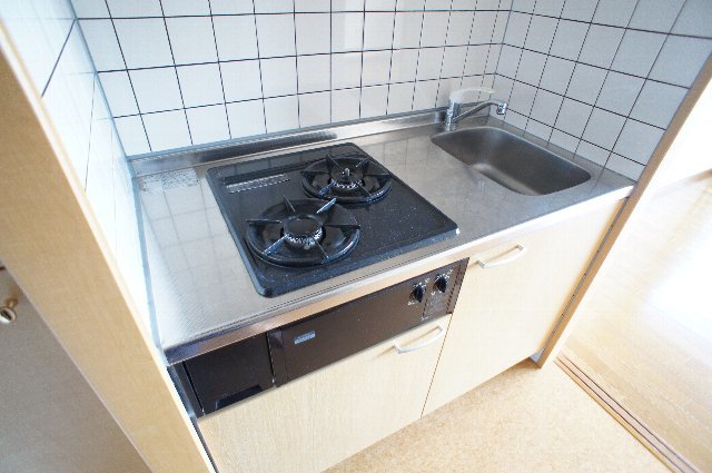 マリンパレス登戸0503号室 キッチン