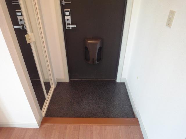 サフィール 玄関