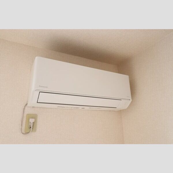 クレアーレ105号室 エアコン