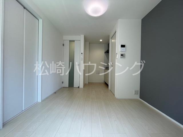 White Noble2階 内観