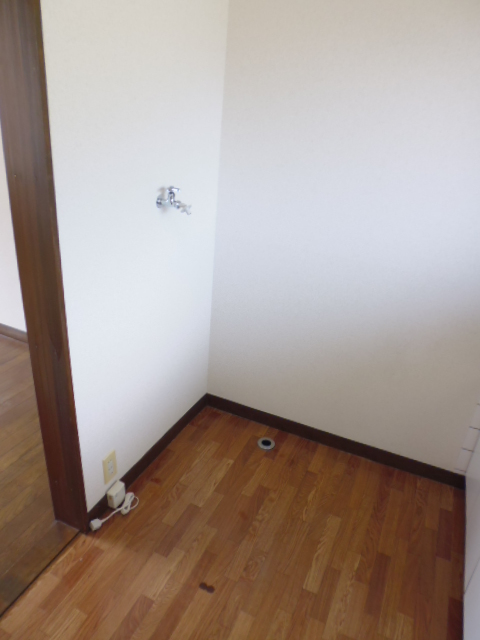 第２シルクロードハイツ0210号室 リビング