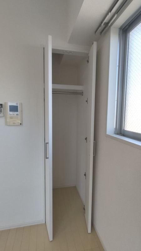 レジディア月島Ⅲ2階 収納