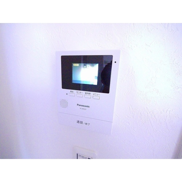 センチュリーハイツ101号室 モニター付インターホン♪