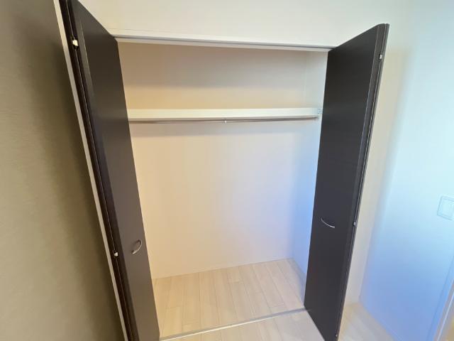 アウリイ クローゼット