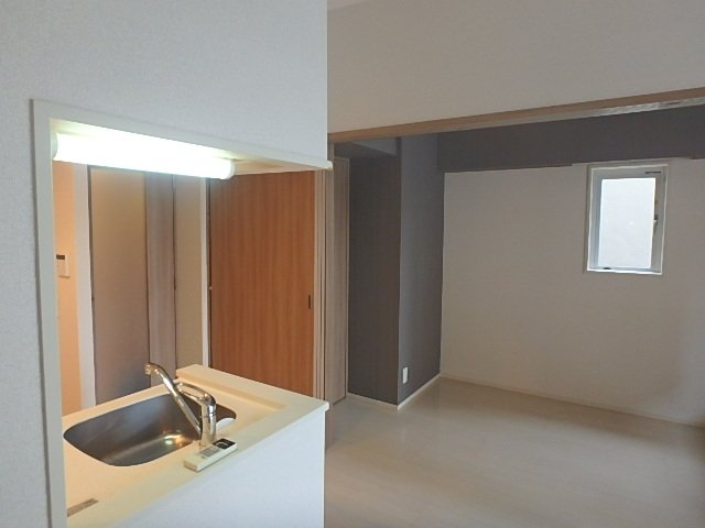 Ｒａｆｆｉｎｅ 雷門 リビング