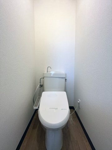 ヴィラ国分寺104号室 トイレ