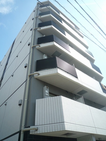 ラフィスタ横浜吉野町 外観