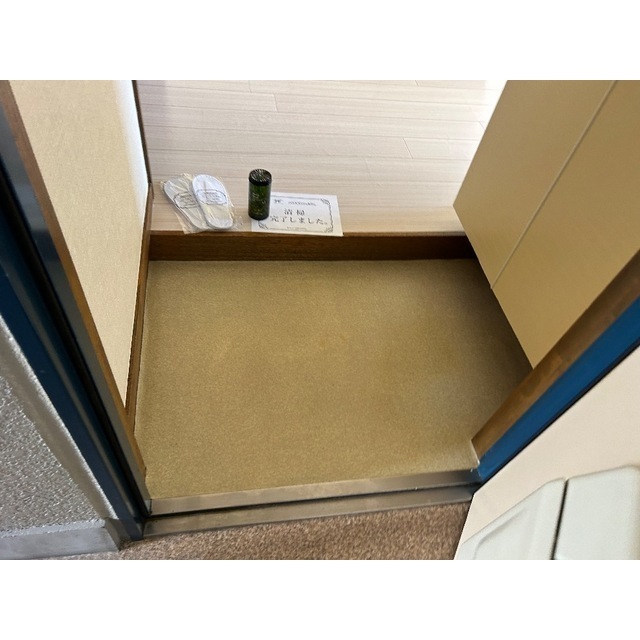 メゾンリリー　足立 玄関