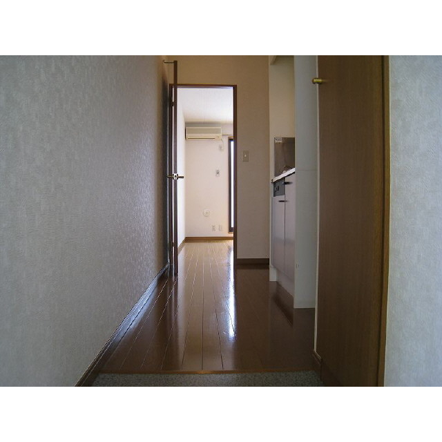 プレジール K 内観