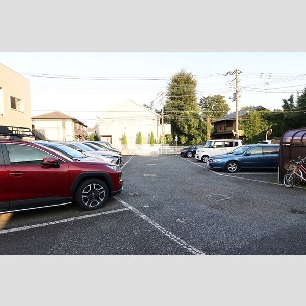 グレースハイム　C 隣接駐車場