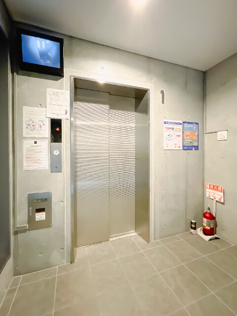 レジディア横濱大通り公園2階 EVホール