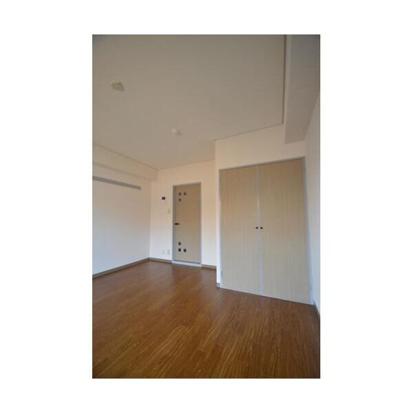 エトーレ武蔵関402号室 リビング