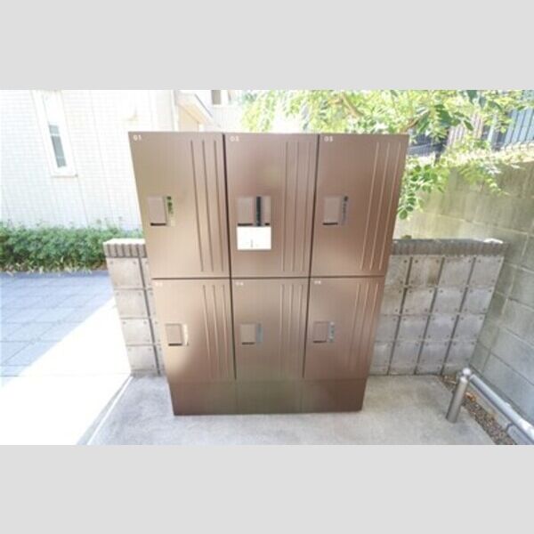 アローフィールド　B103号室 宅配ボックス