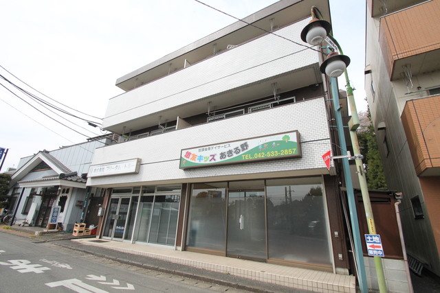 新村ハイツ 外観！