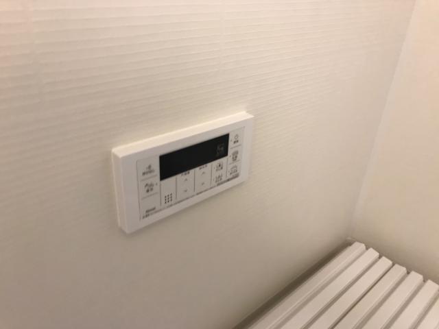 プリムローズ302号室 給湯パネル