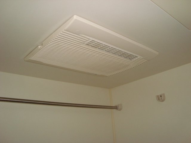 ポスト・マローネ00501号室 浴室乾燥機