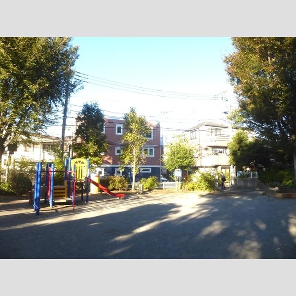 ブラウン・ベル302号室 徳丸1丁目西児童遊園