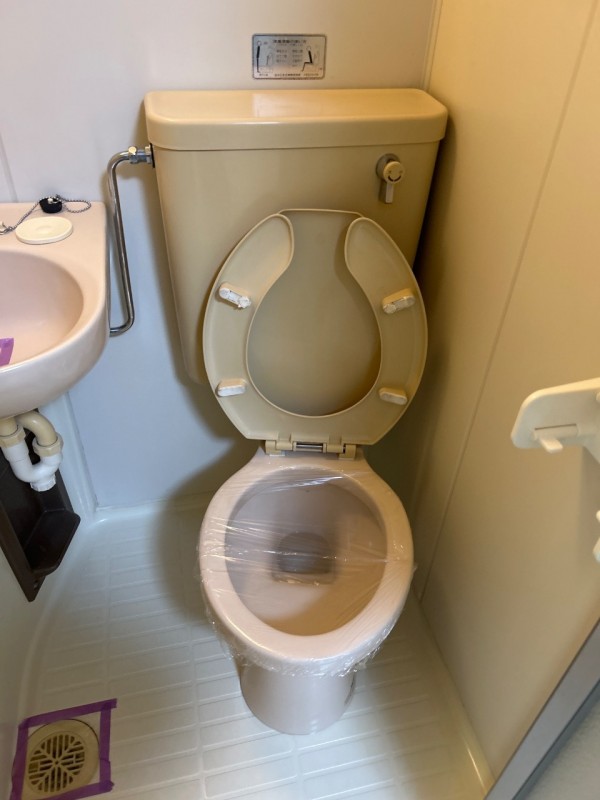 プチシャトー若草1階 トイレ