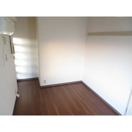 ２１オギサカ志村坂上0602号室 内観