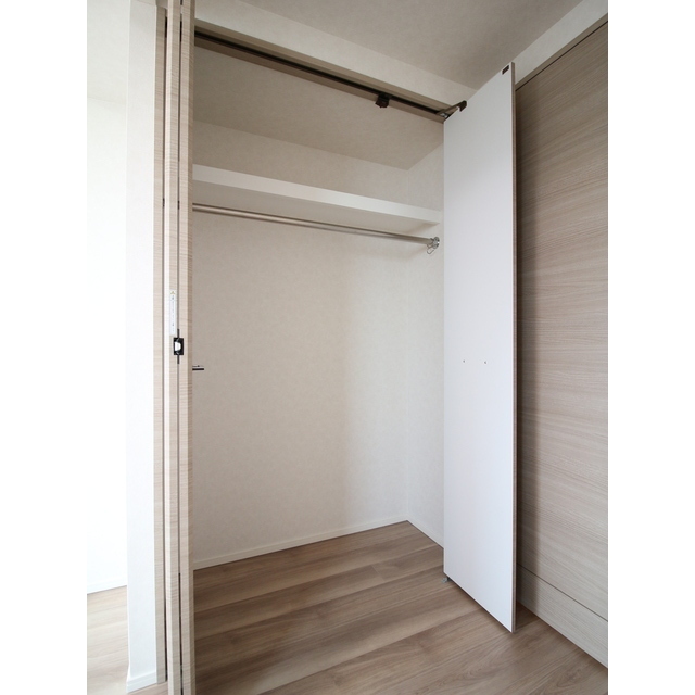 プレール・ドゥーク大山駅前 クローゼット