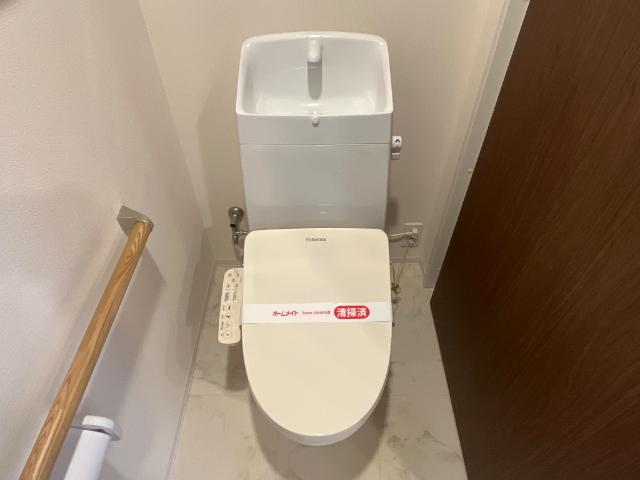 ルミナス　ケイポート103号室 シャワー付トイレ