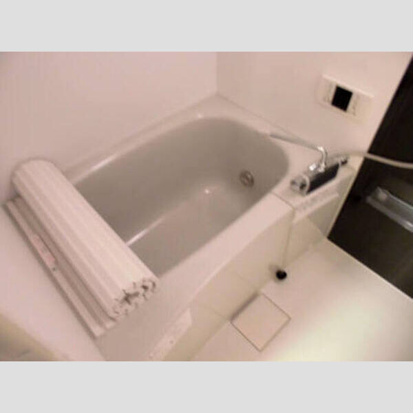 ソラーナ303号室 浴室乾燥機付き!