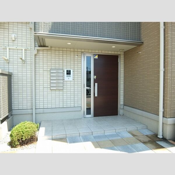 セレーソエステート エントランス