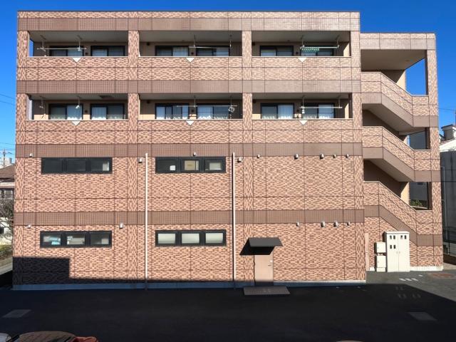 ティアラ 外観写真（昼）