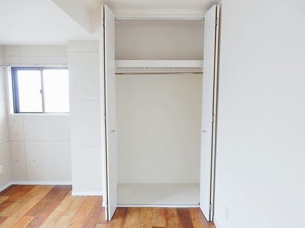 ピュアハイツ長洲301号室 収納