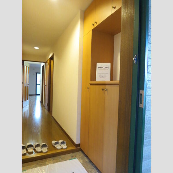 アバンドーネ高橋205号室 玄関