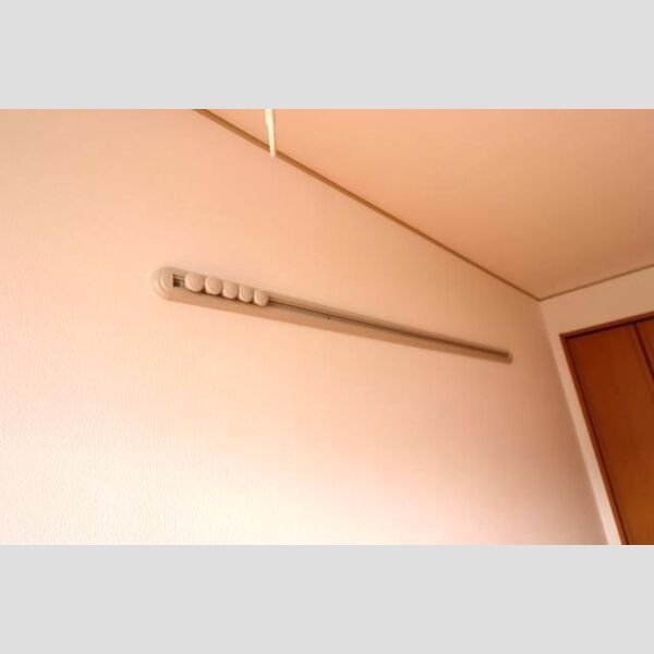 Kークロッシング203号室 ウォールハンガー