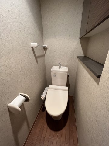 アン・ジュール・ド・フルール0303号室 トイレ