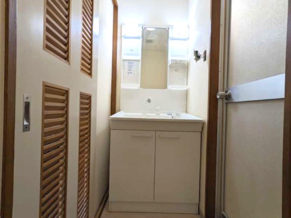 エクセレンス宮崎12号室 洗面