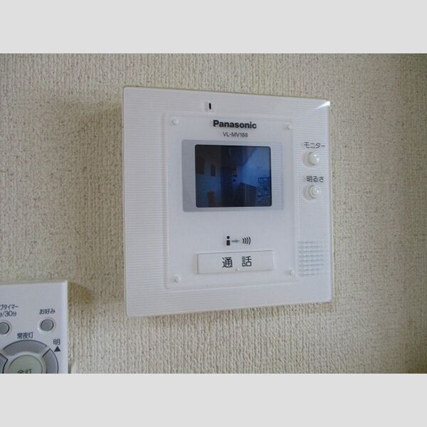 ウェルセッジ請西　Ⅱ カラーモニターホン