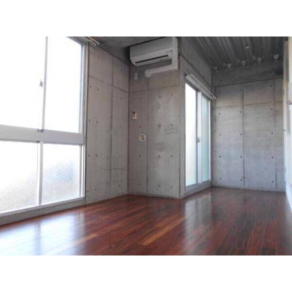 カーサトリプルエー リビング