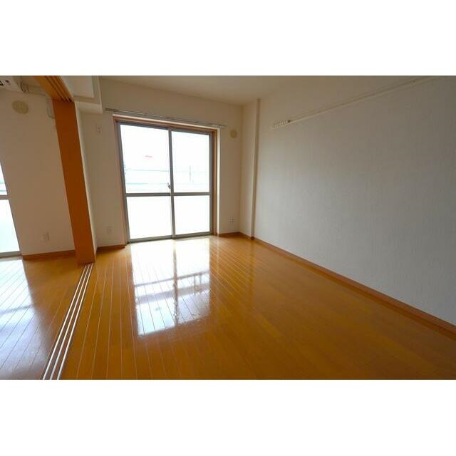 グランドール青葉2階 ※画像は他号室写真。現況優先。