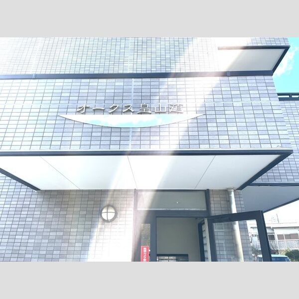 オークス皇山道305号室 エントランス