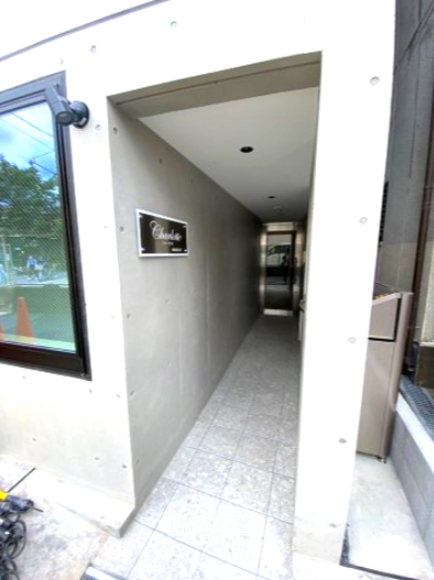 CHARLOTTE301号室 エントランス