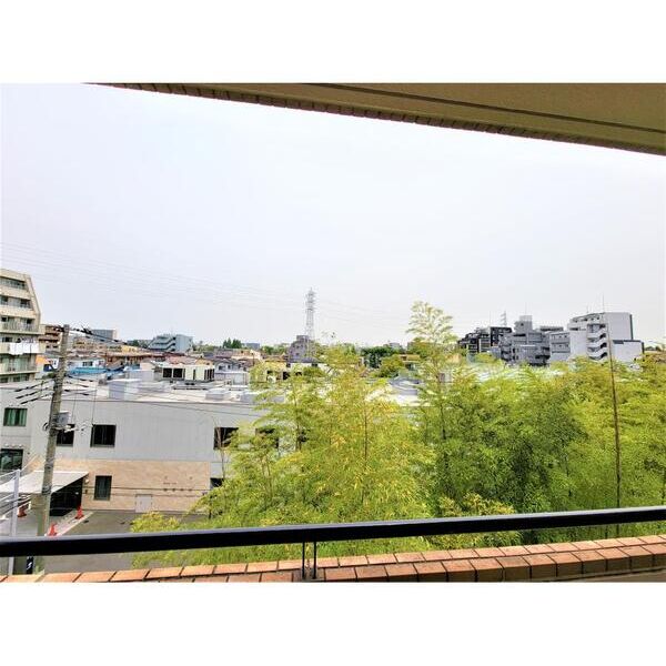 綾東ヴィレッジ弐番館506号室 同建物別部屋の参考画像