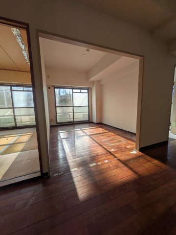 ベルヴィル杉田Ⅲファミーユ棟 リビング